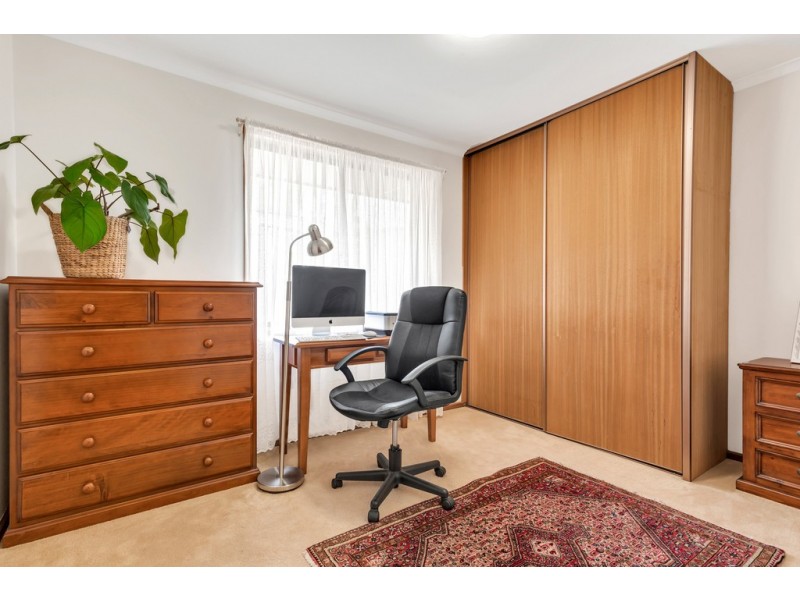 19 Maple Avenue, Aberfoyle Park SA 5159