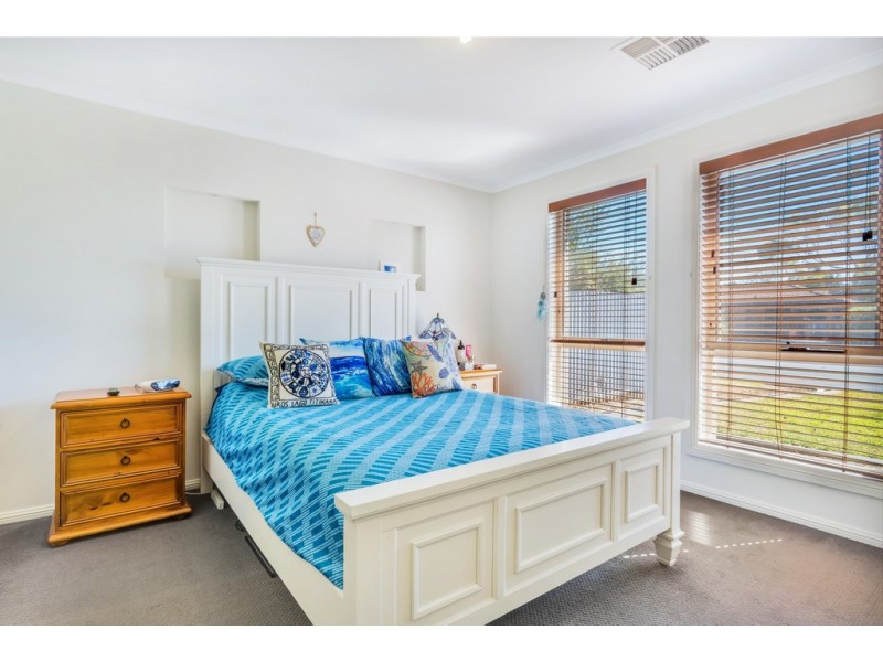 46 Irving Road, Aldinga Beach SA 5173