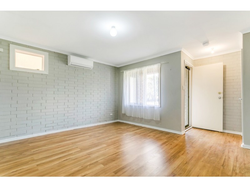 2 Bogart Court, Christie Downs SA 5164