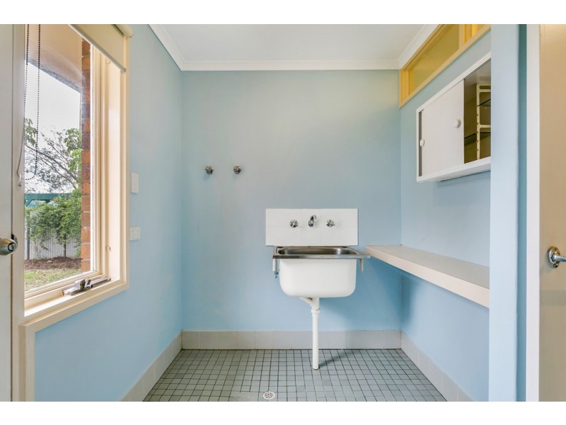 2 Bogart Court, Christie Downs SA 5164
