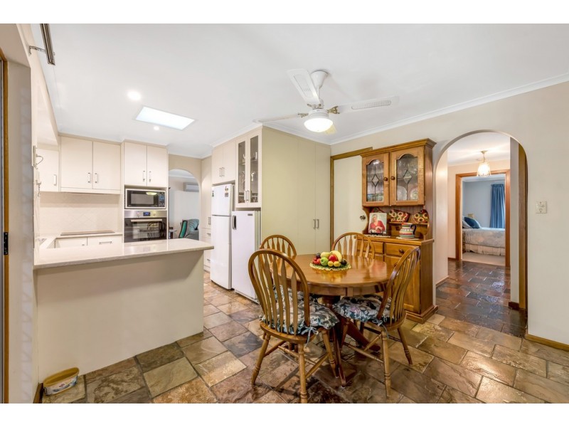 16 Abraxas Court, Aberfoyle Park SA 5159