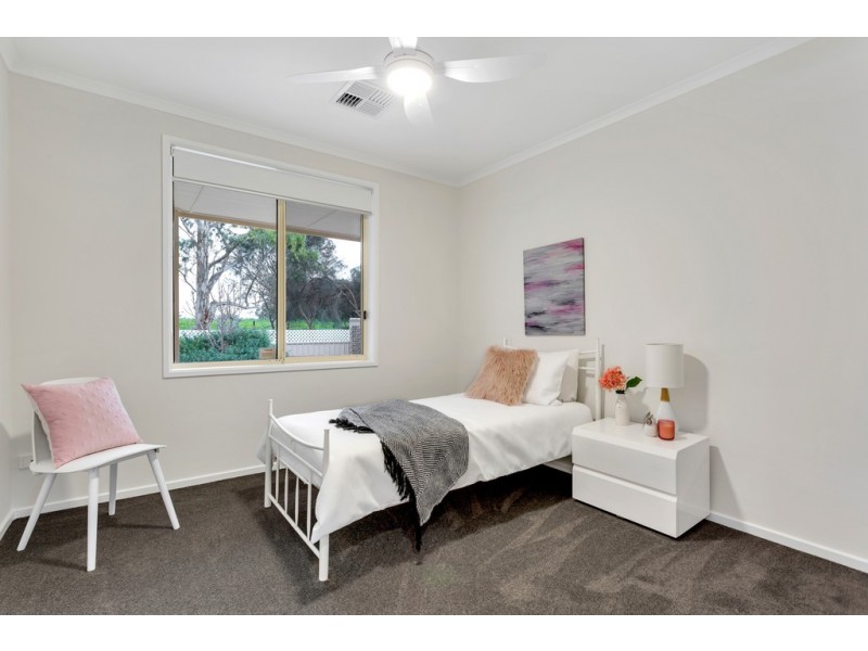 19 Devonshire Crescent, Old Reynella SA 5161