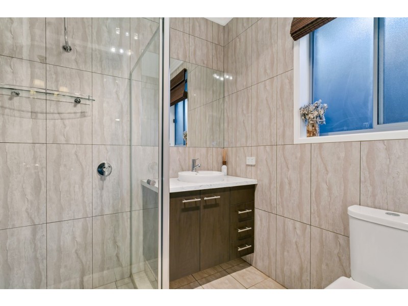 11 Bondi Drive, Seaford Rise SA 5169