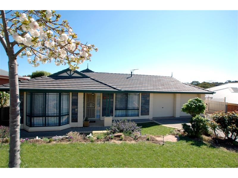 22 Woodlake Drive, Craigburn Farm SA 5051