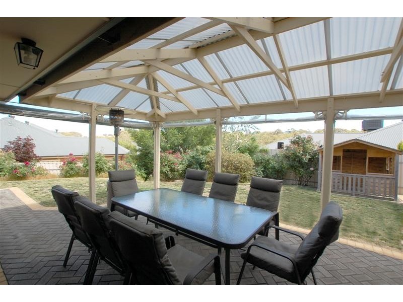 22 Woodlake Drive, Craigburn Farm SA 5051