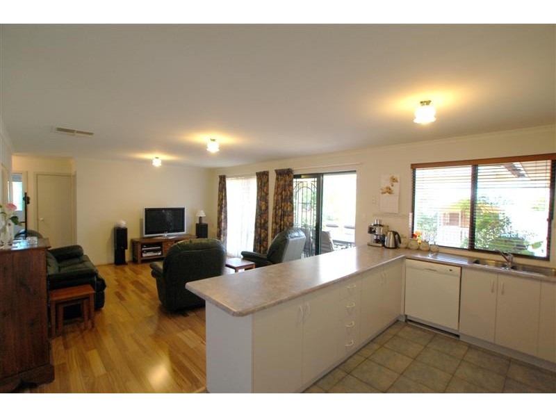 22 Woodlake Drive, Craigburn Farm SA 5051