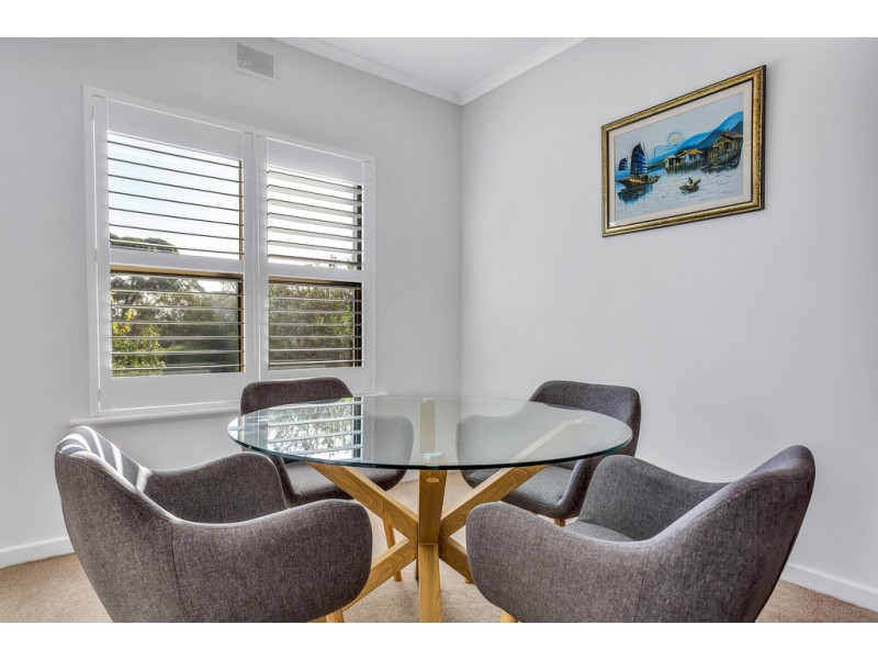 4 Coronet Avenue, Woodcroft SA 5162