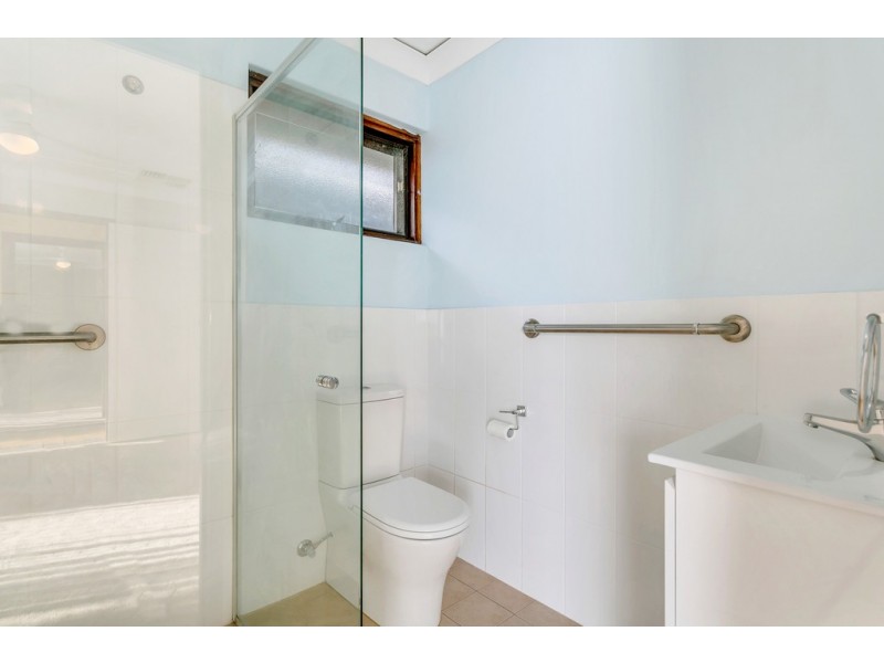 4 Ashton Rise, Huntfield Heights SA 5163