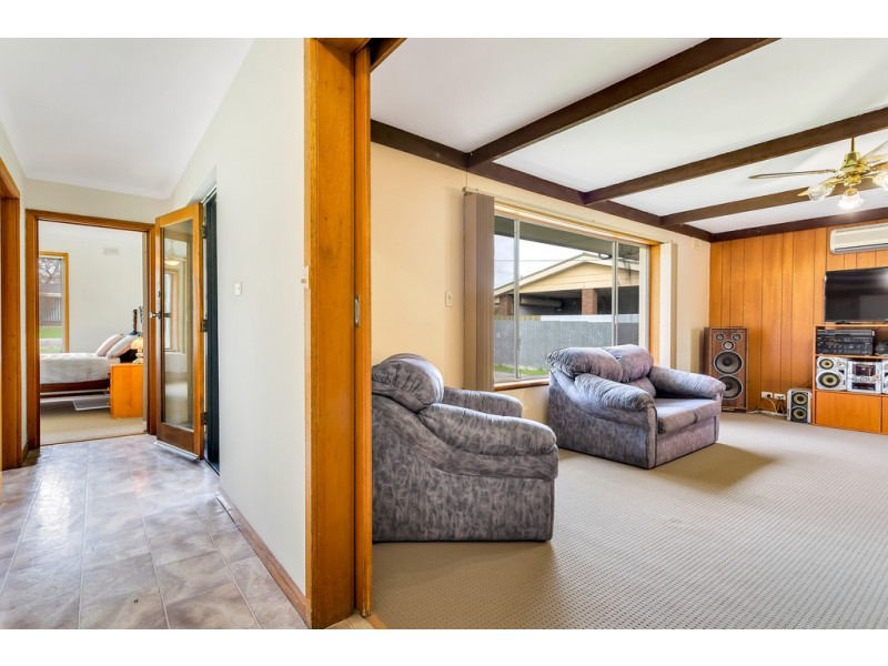 7 Ellis Avenue, Morphett Vale SA 5162