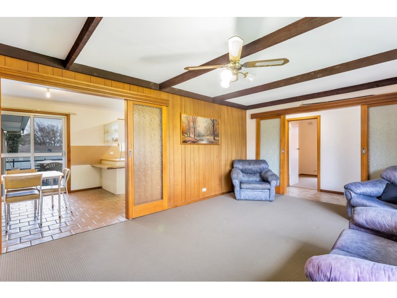 7 Ellis Avenue, Morphett Vale SA 5162