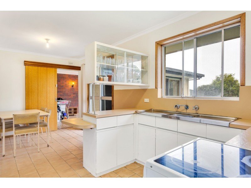 7 Ellis Avenue, Morphett Vale SA 5162