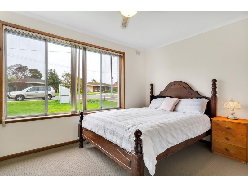 7 Ellis Avenue, Morphett Vale SA 5162