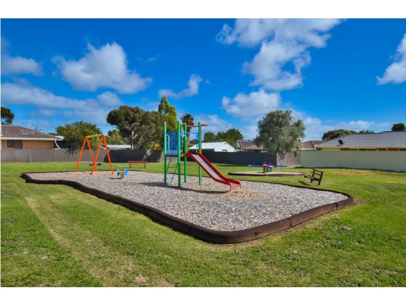 7 Ellis Avenue, Morphett Vale SA 5162
