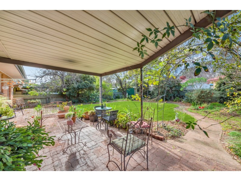 27 Paterson Drive, Hackham SA 5163