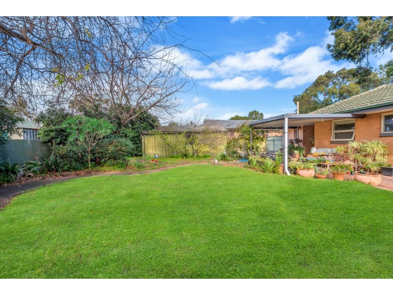 27 Paterson Drive, Hackham SA 5163