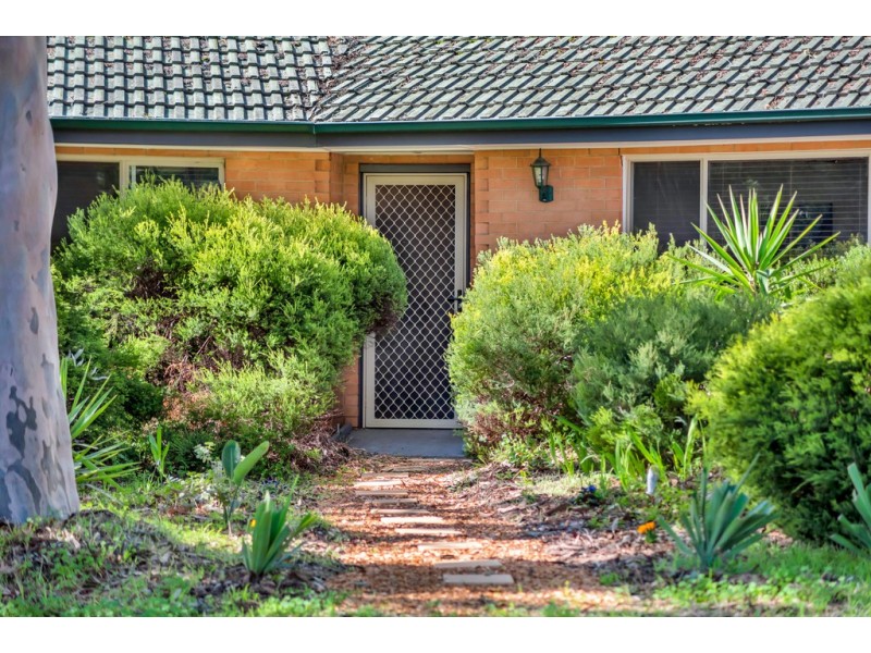 27 Paterson Drive, Hackham SA 5163