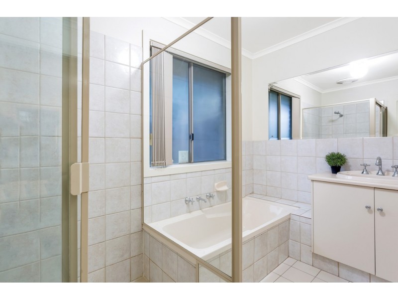 3 Pyrus Way, Woodcroft SA 5162