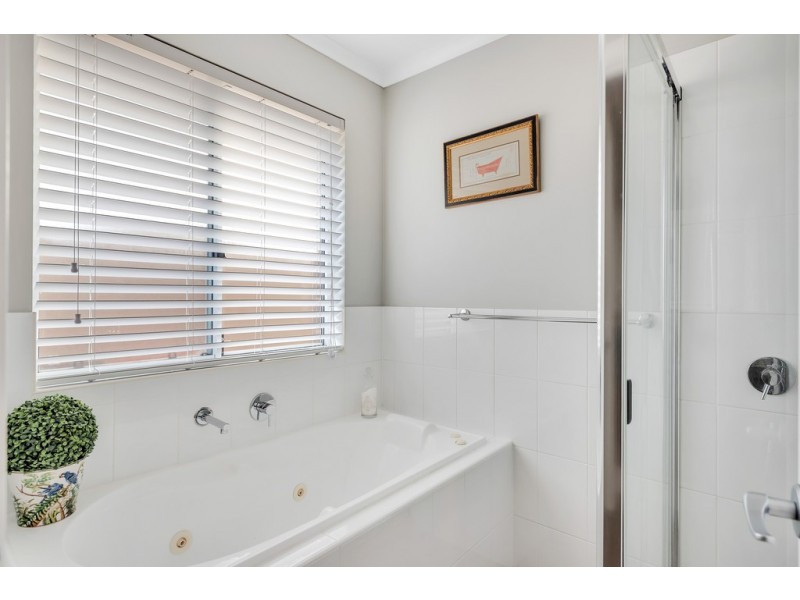 16 South Pacific Drive, Seaford Meadows SA 5169