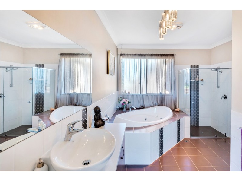 24 Milford Avenue, Sellicks Beach SA 5174