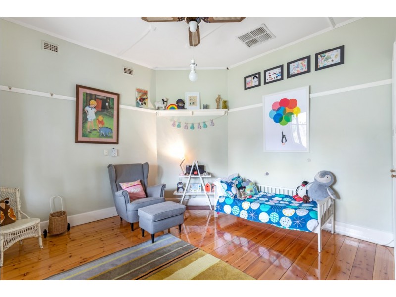 4 The Crescent, Edwardstown SA 5039