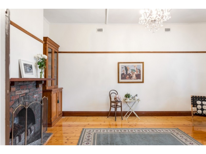 4 The Crescent, Edwardstown SA 5039