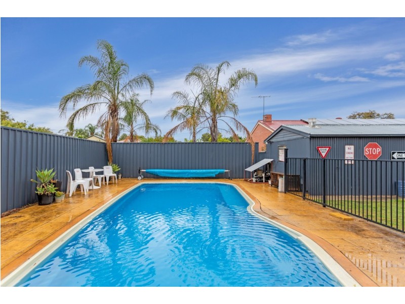 4 The Crescent, Edwardstown SA 5039