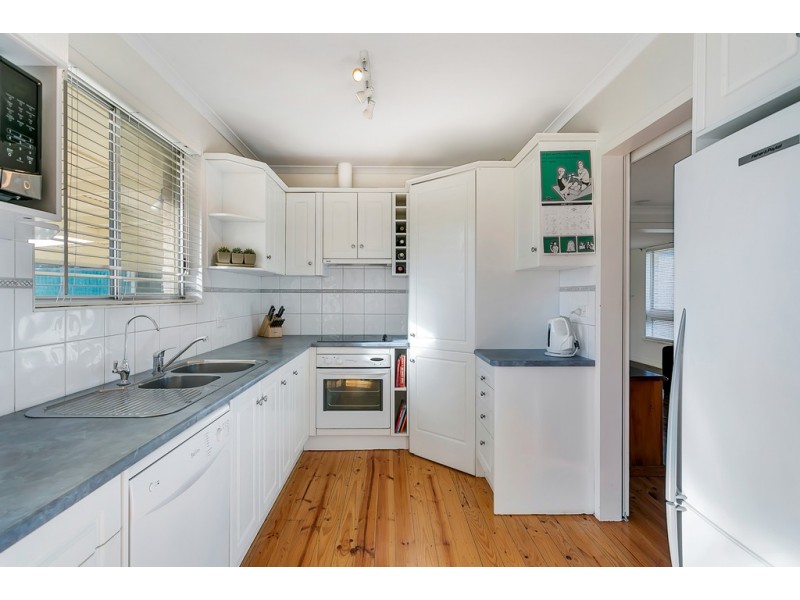 27 Ashton Rise, Huntfield Heights SA 5163