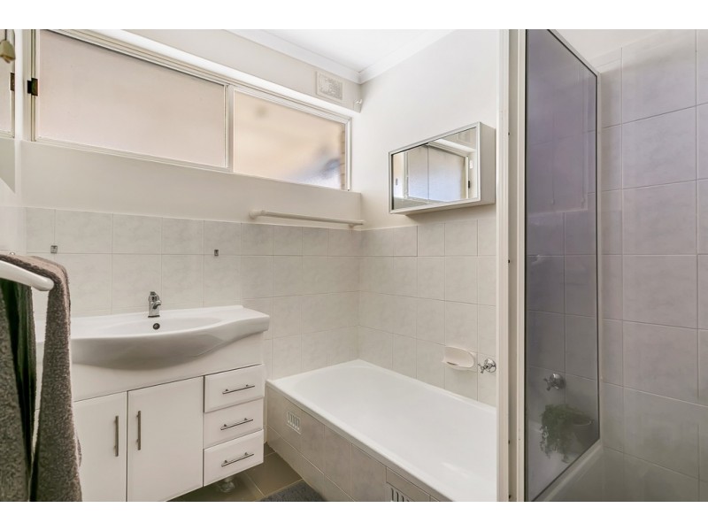 27 Ashton Rise, Huntfield Heights SA 5163