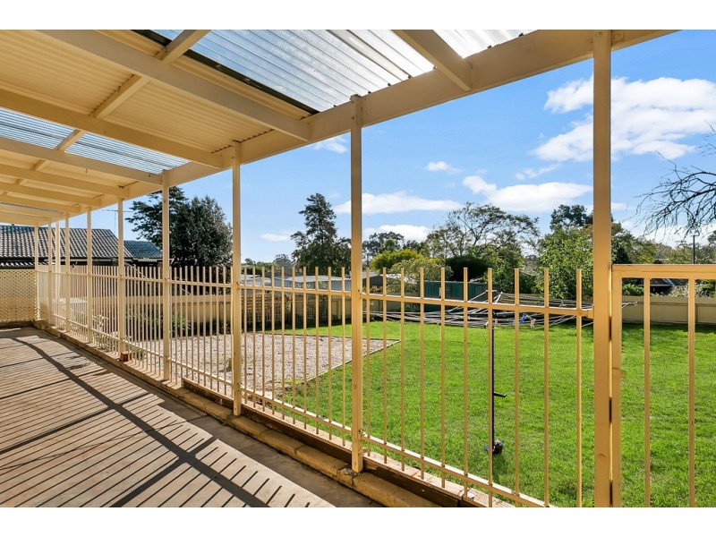 27 Ashton Rise, Huntfield Heights SA 5163