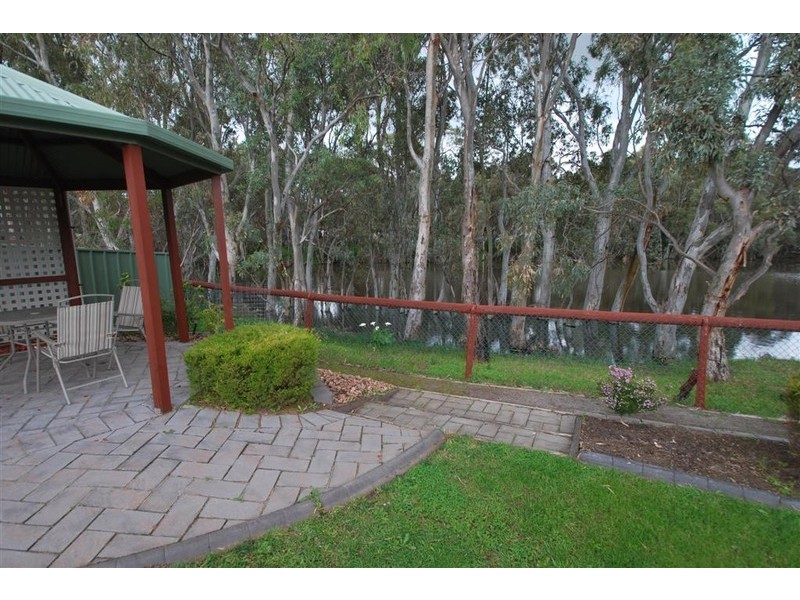 4 Lakeview Close, Woodcroft SA 5162