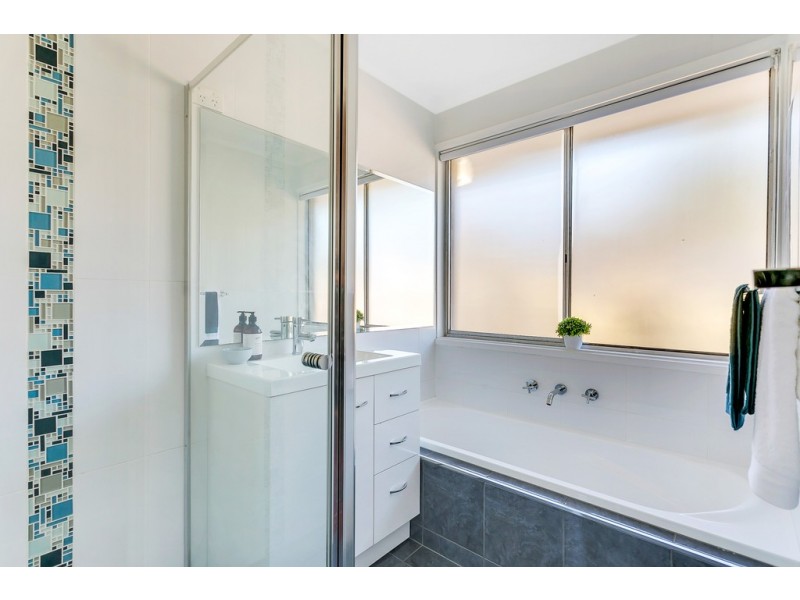 36 Parklands Crescent, Reynella SA 5161