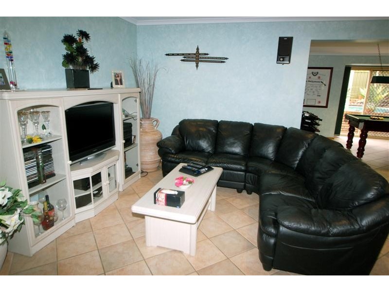 41 Alison Drive, Happy Valley SA 5159