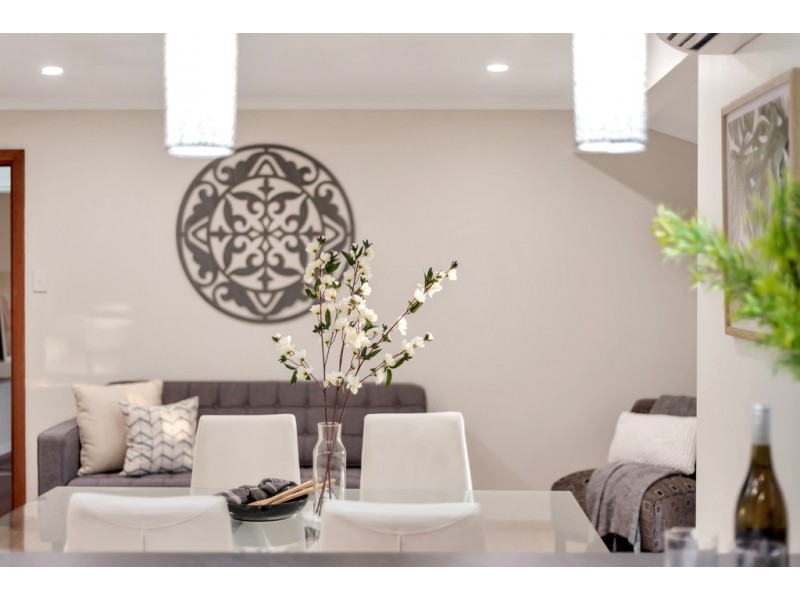 16 Manoora Drive, Hallett Cove SA 5158