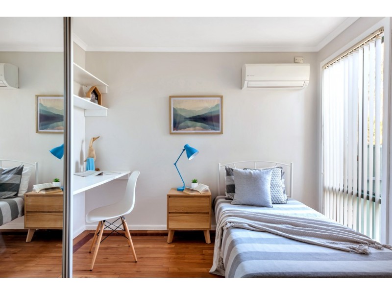 16 Manoora Drive, Hallett Cove SA 5158