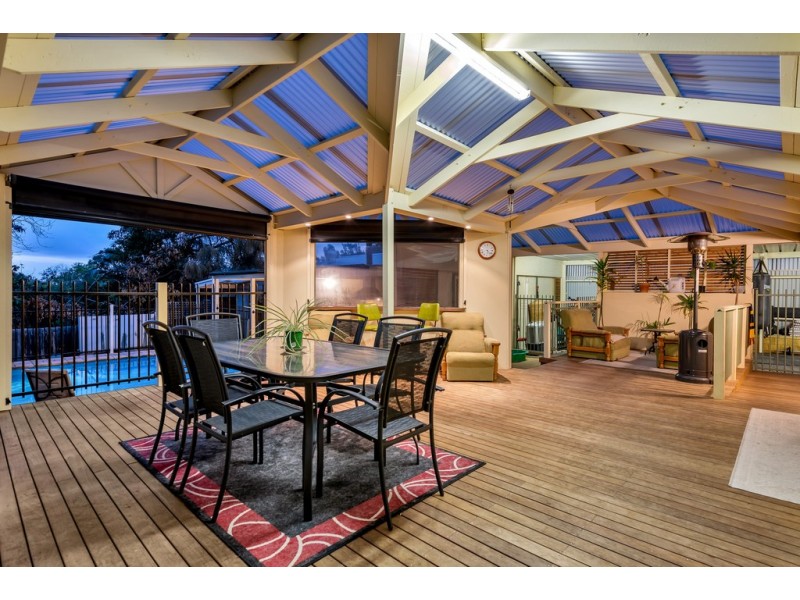 94 Black Road, Flagstaff Hill SA 5159