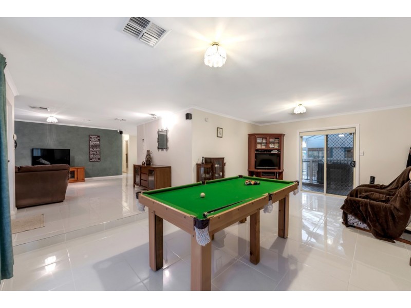 94 Black Road, Flagstaff Hill SA 5159