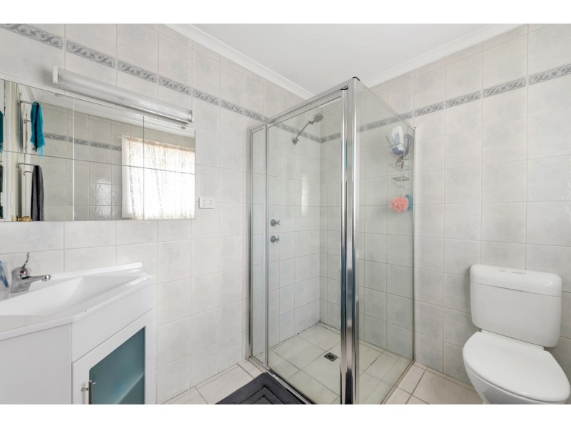 94 Black Road, Flagstaff Hill SA 5159