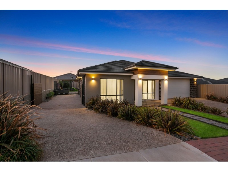 14 Bondi Drive, Seaford Rise SA 5169