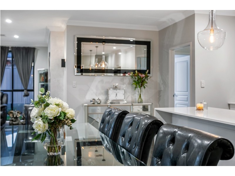 14 Bondi Drive, Seaford Rise SA 5169