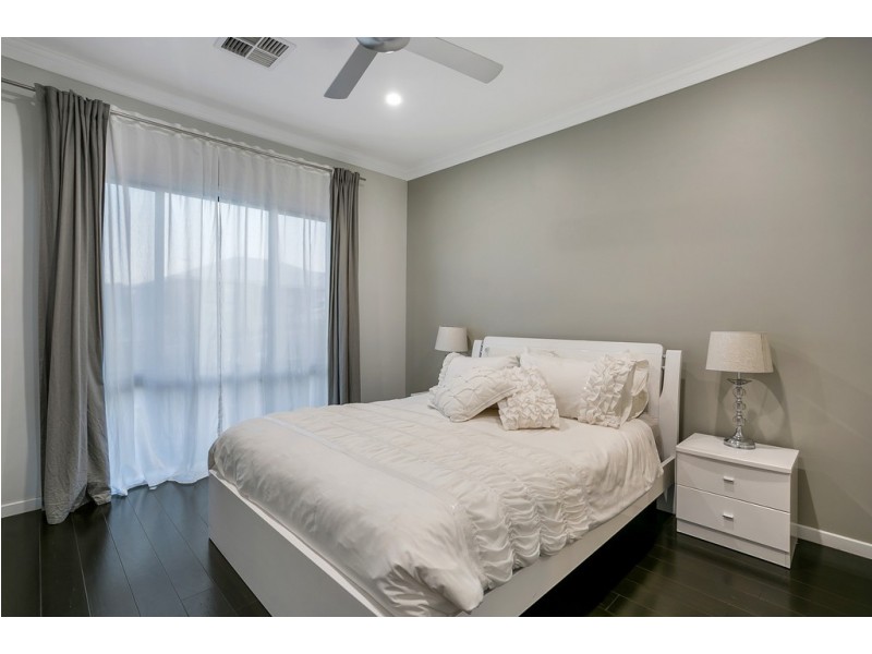 14 Bondi Drive, Seaford Rise SA 5169