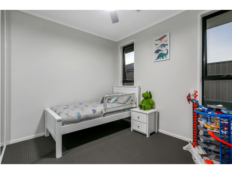14 Bondi Drive, Seaford Rise SA 5169