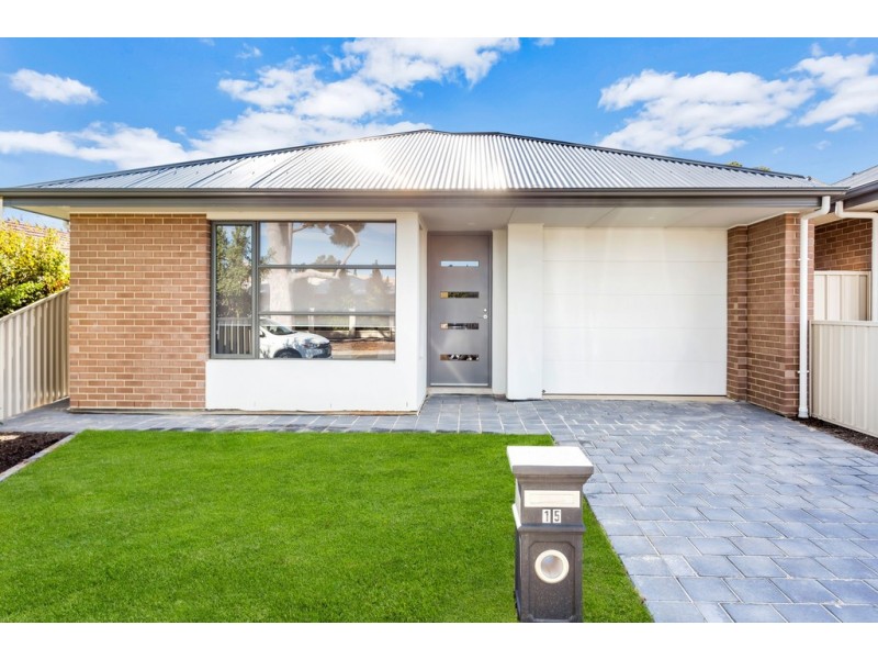 15 Trott Grove, Oaklands Park SA 5046
