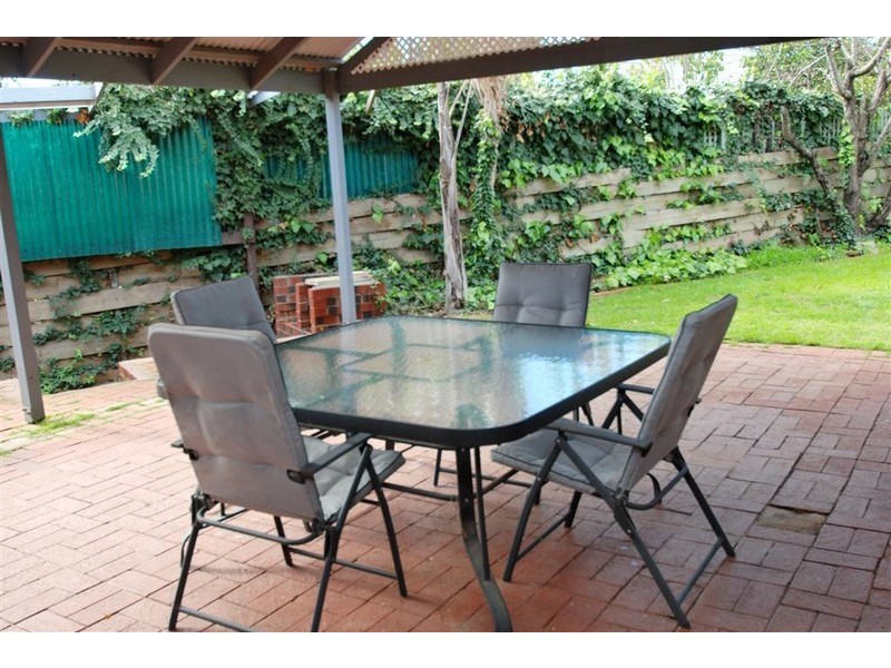 4 Camille Street, Hallett Cove SA 5158