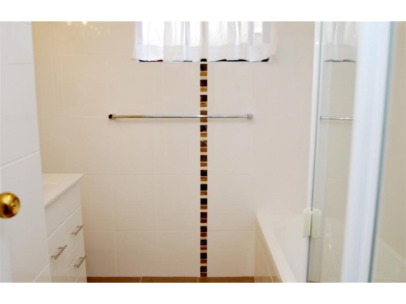 4 Camille Street, Hallett Cove SA 5158