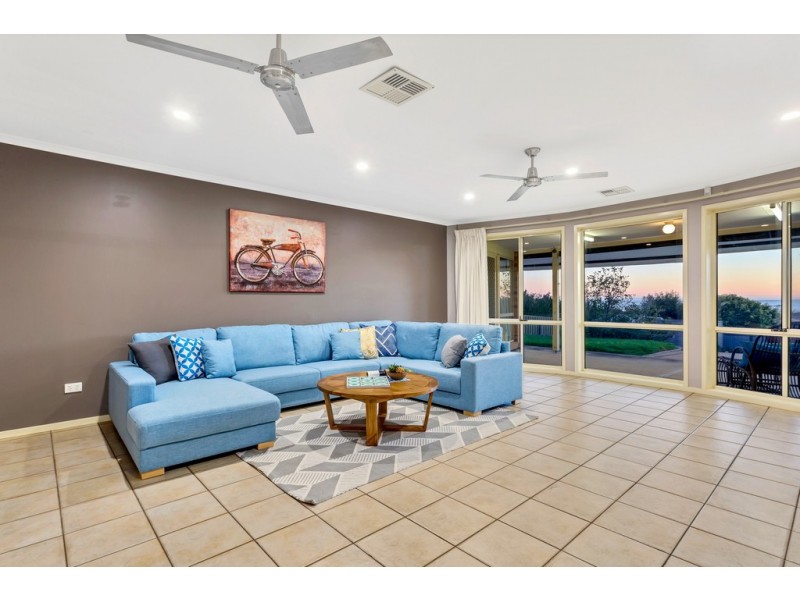 54 Second Avenue, Moana SA 5169