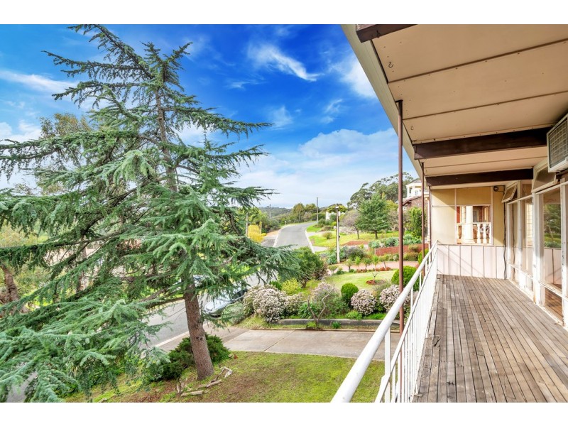 62 Hillcrest Drive, Eden Hills SA 5050