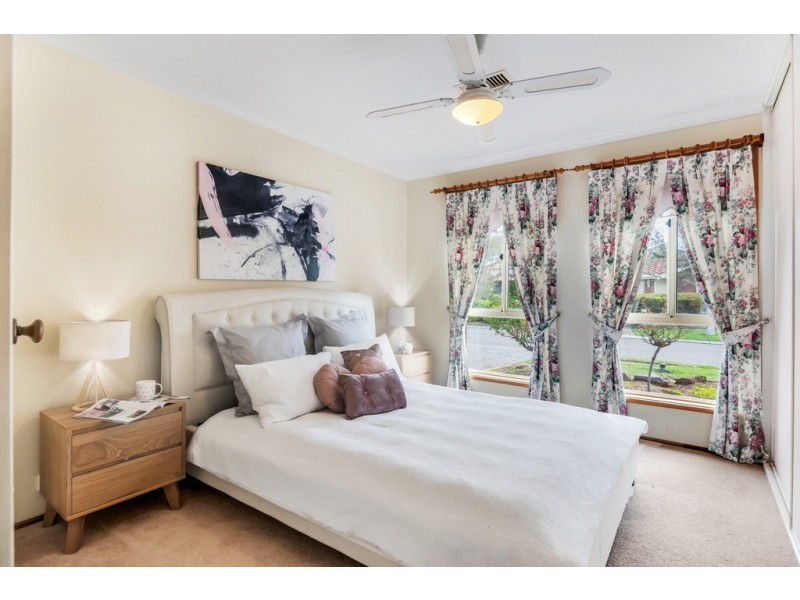 6 Oak Street, Seaford SA 5169