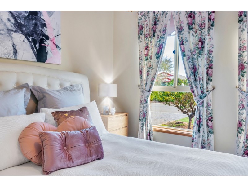 6 Oak Street, Seaford SA 5169