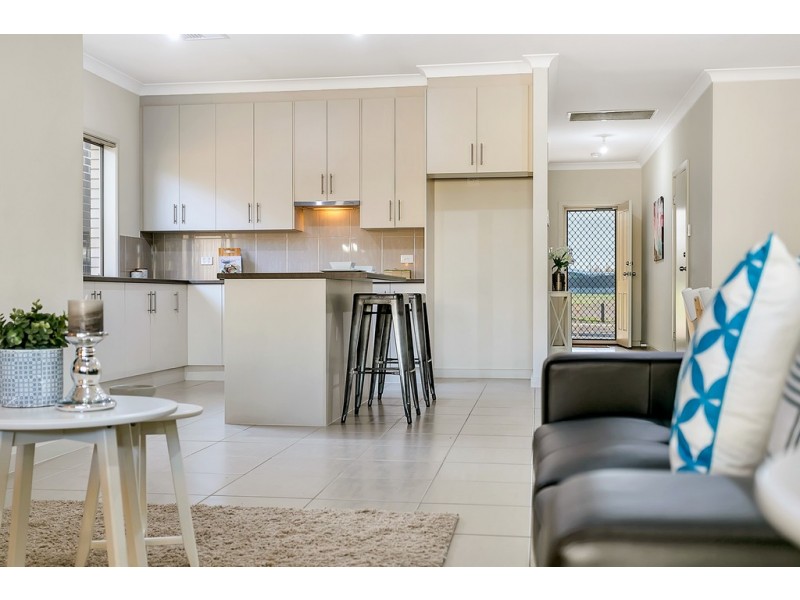 10 Cordage Court, Seaford Meadows SA 5169