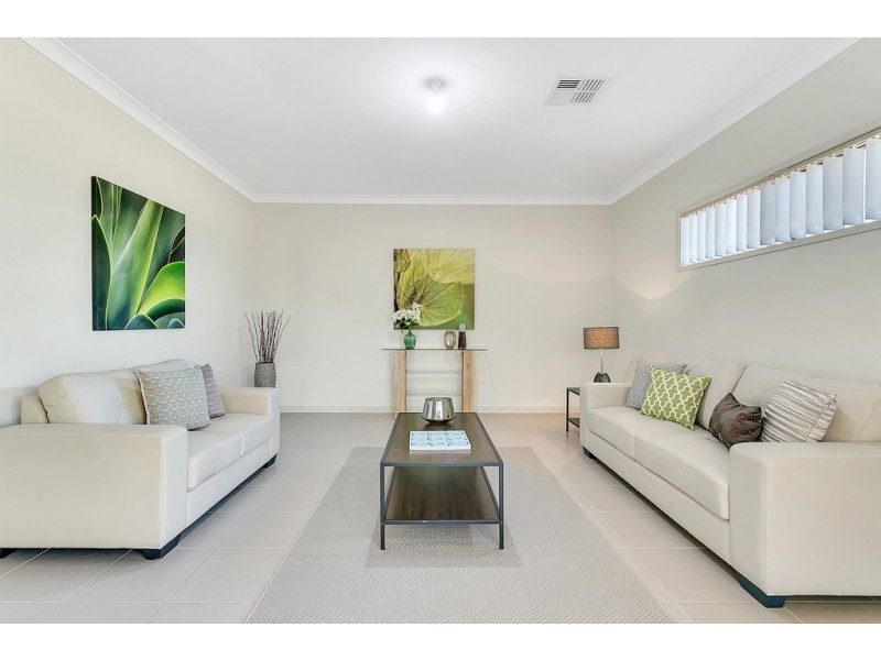 10 Cordage Court, Seaford Meadows SA 5169